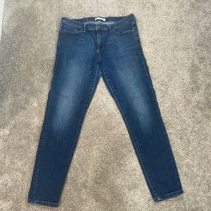 Dark wash jeans, zipper fly